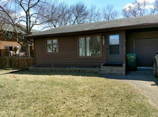 612 Northend Rd N, Hudson, WI 54016