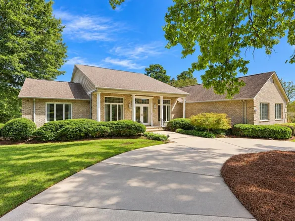 235 Traceway N, Sanford, NC 27332
