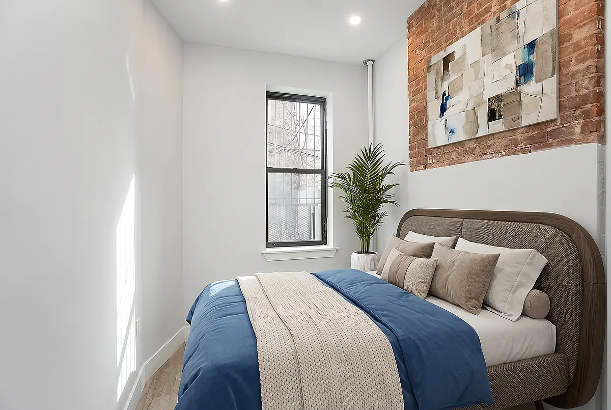 Building Photo - 152 Patchen Ave #1