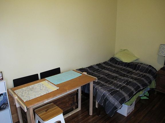 3rd image of 43 Vick Park #43-1A