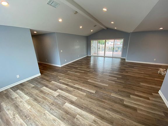 5th image of 915 Fairlane Ave #B