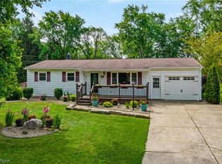 869 Archwood Rd, Wadsworth, OH 44281