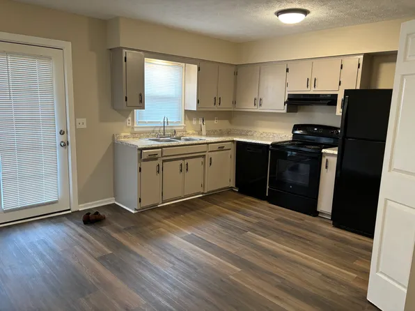 (undisclosed Address), Danville, KY 40422