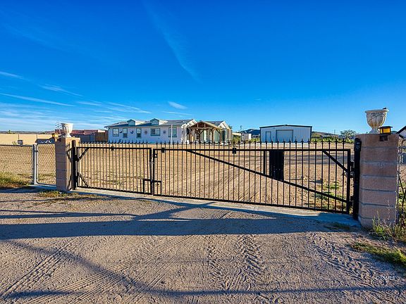 2nd image of 1615 W Burns Ave