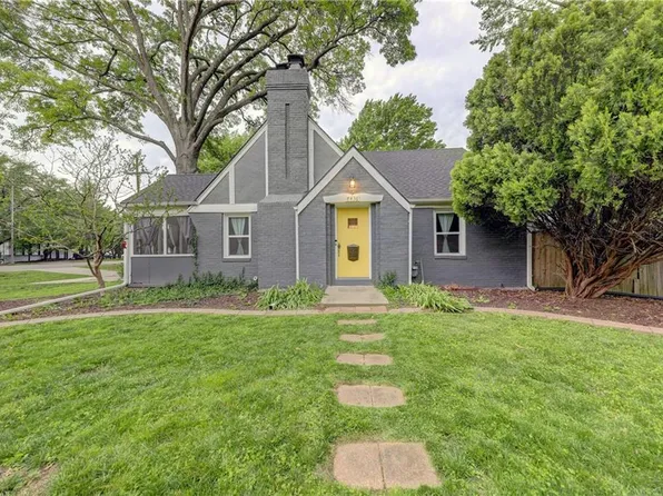 8436 Mercier St, Kansas City, MO 64114