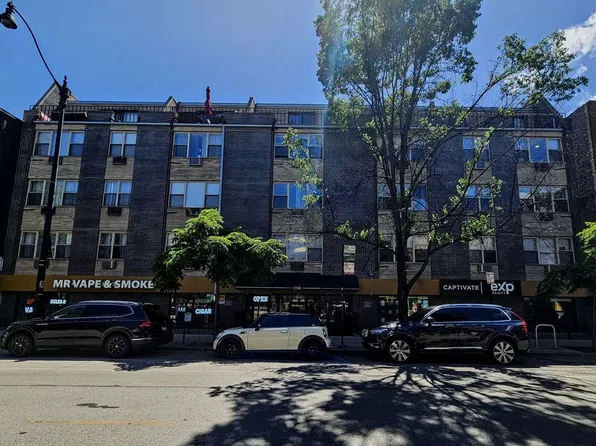 2250 N Lincoln Ave APT 502, Chicago, IL 60614