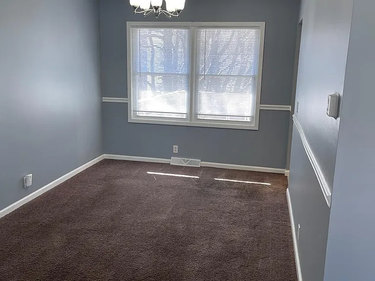 14727 Arbor St — Photo 13