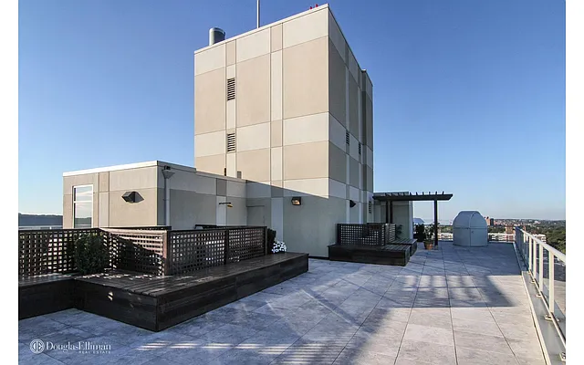 Rented by Douglas Elliman | media 20