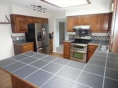 5th image of 2704 Caribbean Dr