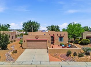 612 W Greenview Pl, Green Valley, AZ 85614