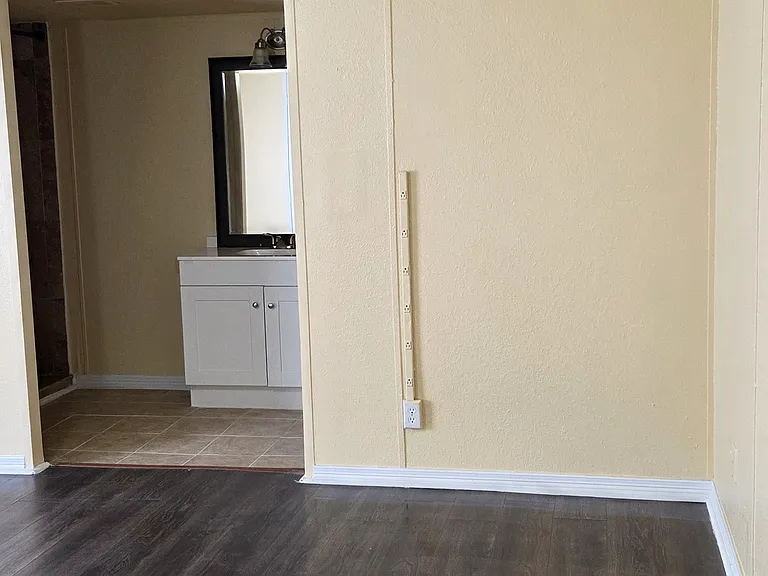 243 E Saint Charles Dr #2 — Photo 16