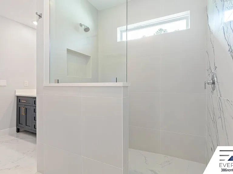 4 Karl Ct — Photo 21