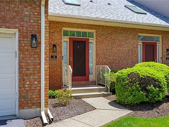 3rd image of 3 Winfield Ct