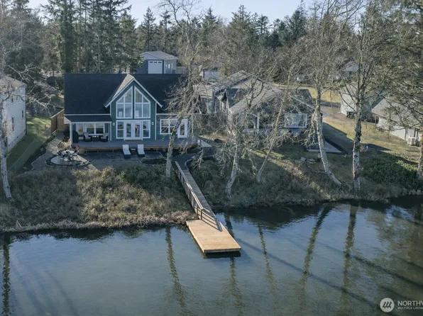 792 Falls of Clyde Loop SE, Ocean Shores, WA 98569
