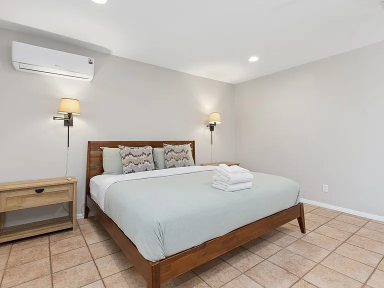 2356 N 85th Pl — Photo 17