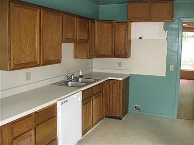 4th image of 4510 Ivy Ln