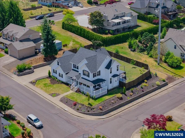 1492 NW Penny Ln, Albany, OR 97321