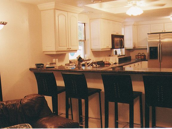 Kitchen granite/stainless top line appliances