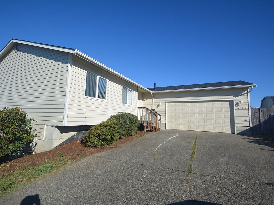 1st image of 8325 77th Ave NE