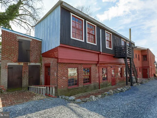 175 Pleasant Ave, Columbia, PA 17512