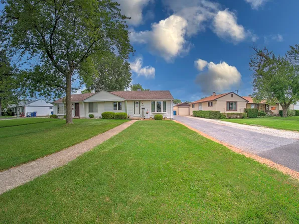 4560 W 88th St, Hometown, IL 60456