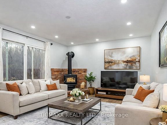 4th image of 16668 Humber Station Rd