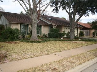 7106 Reaburn St, Austin, TX 78749