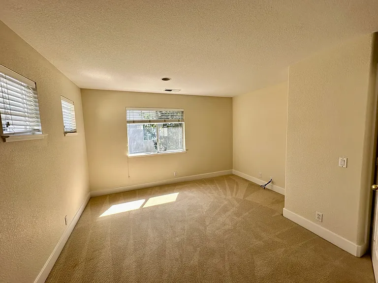 826 Chynoweth Ct — Photo 17