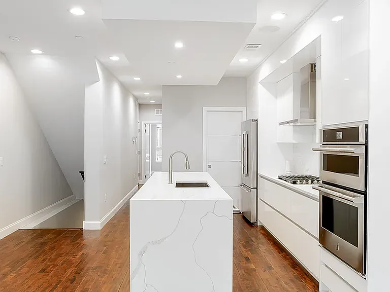 1516 Cambridge St #C — Photo 17