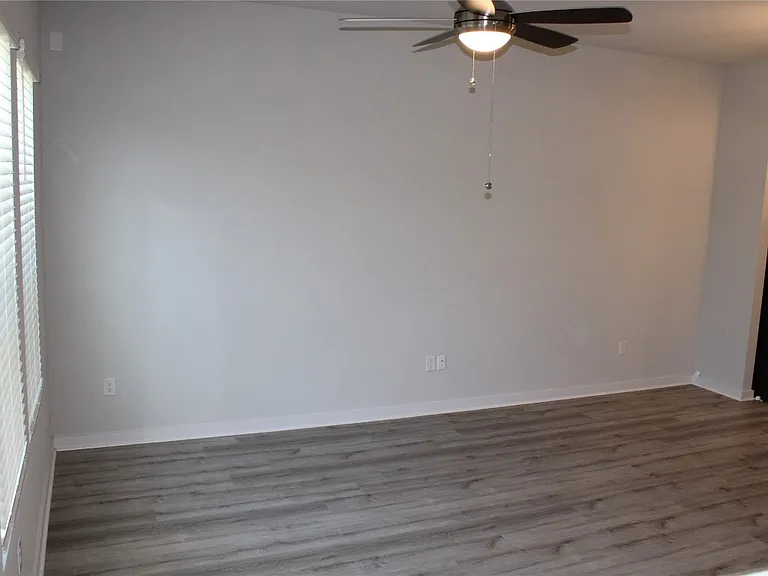 15008 Casbah Dr — Photo 9