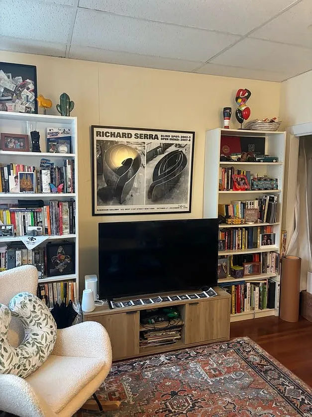 264 Aspinwall Ave — Photo 1