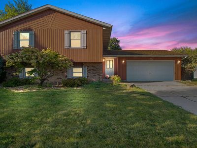 1702 W 100th Ave, Crown Point, IN, 46307