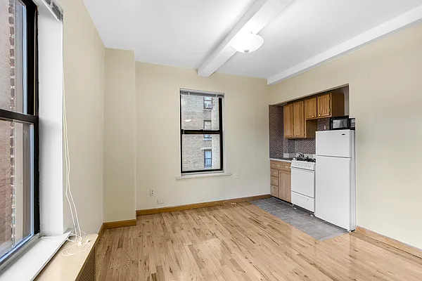 Rented by Compass | media 7