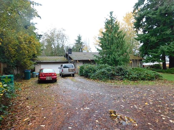 2nd image of 20609 Poplar Way
