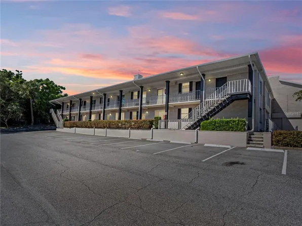 1250 Denning Dr #213, Winter Park, FL 32789