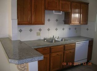 2250 Lewis Ave APT B, Long Beach, CA 90806