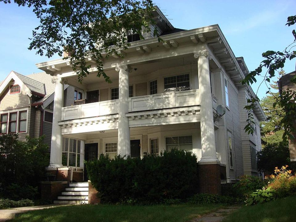 1st image of 2844 N Maryland Ave #2846