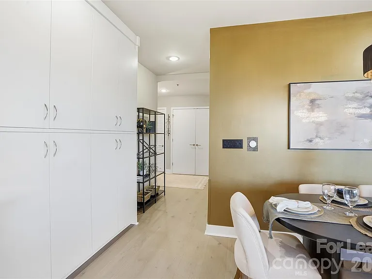 1133 Metropolitan Ave — Photo 22