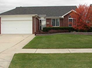 28309 Charleen Rd, Chesterfield, MI 48047