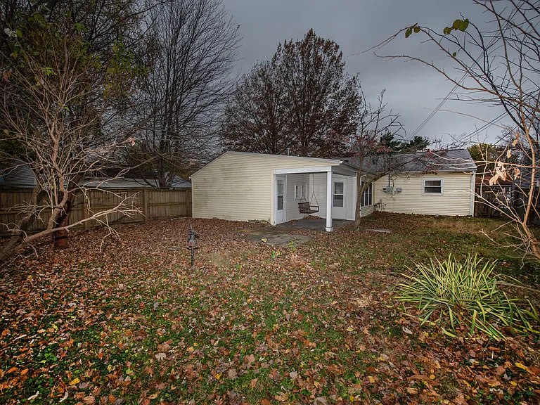 2505 Edgelea Dr — Photo 12
