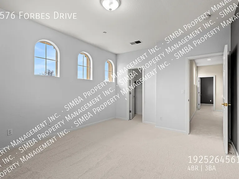 5576 Forbes Dr — Photo 31