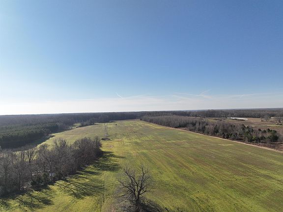 3rd image of 2260 Hall Dr