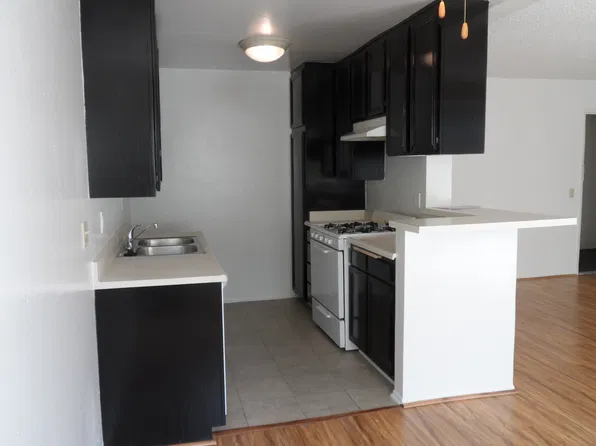 Septo Apartments, 21721 Septo St APT 131, Chatsworth, CA 91311