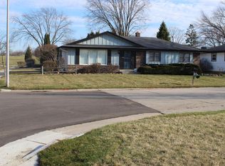 10345 West Sylvia STREET SOUTHWEST SouthWest, Milwaukee, WI 53224