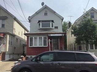 13232 58th Rd, Flushing, NY 11355