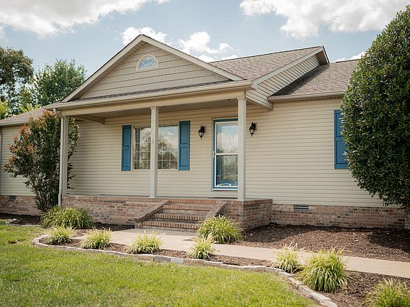 2nd image of 546 Smiths Ln