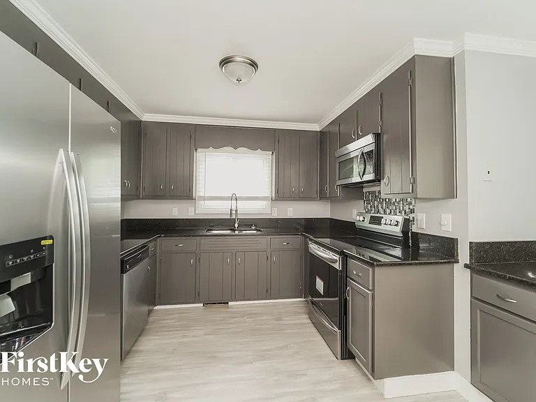 4039 Seaforth Dr — Photo 7