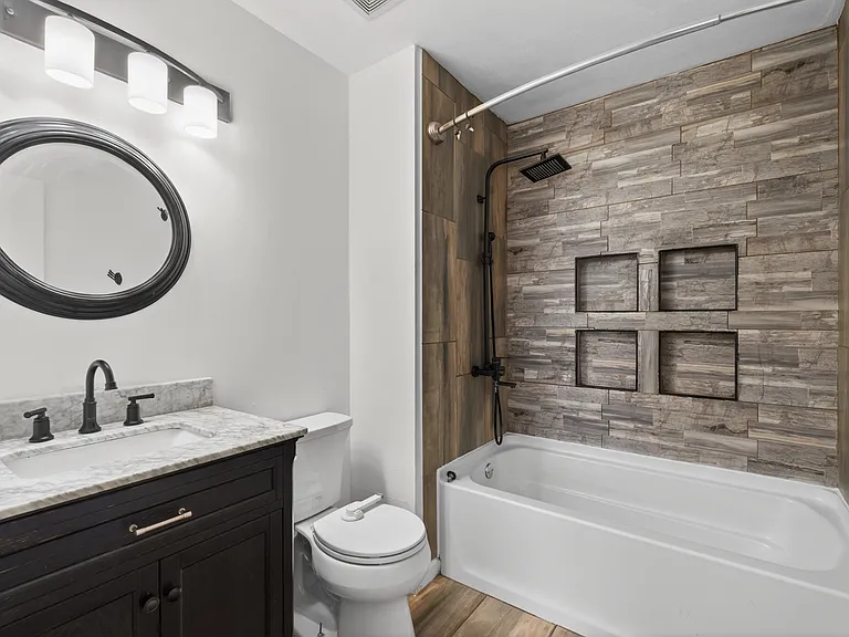 3200 Vermeer Dr #8 — Photo 14