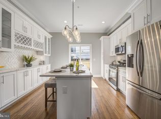 732 Daly St, Philadelphia, PA 19148