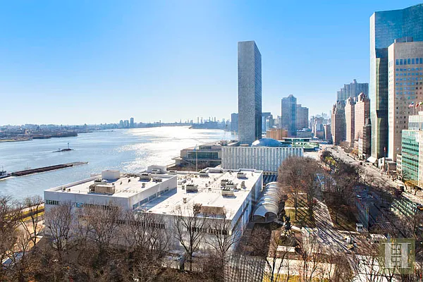 Sold by Halstead Real Estate | media 4